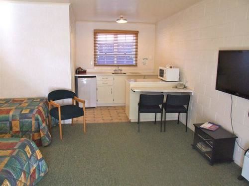 קיימברידג' Colonial Court Motel מראה חיצוני תמונה